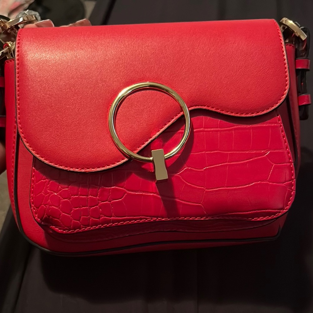 Chic Red Crossbody Bag with Gold Accent